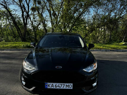 Форд Фьюжен 2019 у Києві на Automoto.ua Чорний Форд Фьюжен, об'ємом двигуна 2.5 л та пробігом 126 тис. км за 13600 $, фото 1 на Automoto.ua