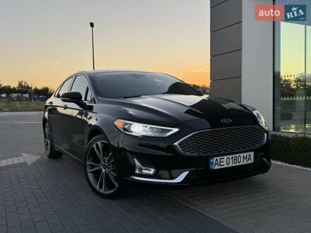 Форд Фьюжн 2020 в Днепре (Днепропетровске) на Automoto.ua Черный Форд Фьюжн, объемом двигателя 2 л и пробегом 86 тыс. км за 18000 $, фото 1 на Automoto.ua