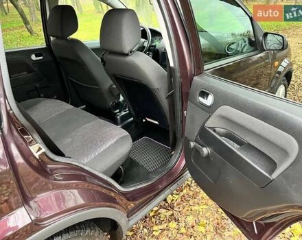 Фіолетовий Форд Фьюжен, об'ємом двигуна 1.6 л та пробігом 180 тис. км за 6500 $, фото 20 на Automoto.ua