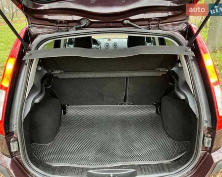 Фіолетовий Форд Фьюжен, об'ємом двигуна 1.6 л та пробігом 180 тис. км за 6500 $, фото 13 на Automoto.ua