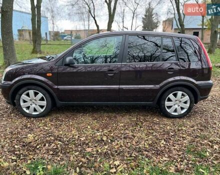 Фіолетовий Форд Фьюжен, об'ємом двигуна 1.6 л та пробігом 180 тис. км за 6500 $, фото 1 на Automoto.ua