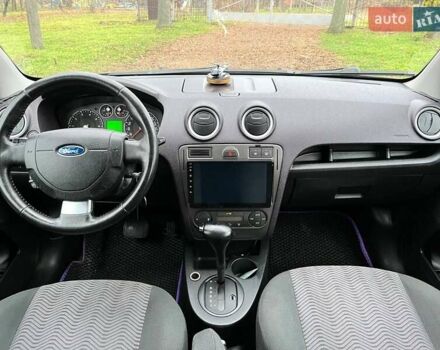 Фіолетовий Форд Фьюжен, об'ємом двигуна 1.6 л та пробігом 180 тис. км за 6500 $, фото 11 на Automoto.ua