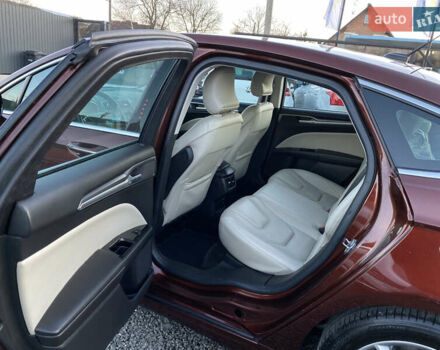 Коричневий Форд Фьюжен, об'ємом двигуна 2 л та пробігом 202 тис. км за 10500 $, фото 27 на Automoto.ua