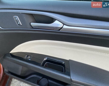 Коричневий Форд Фьюжен, об'ємом двигуна 2 л та пробігом 202 тис. км за 10500 $, фото 57 на Automoto.ua