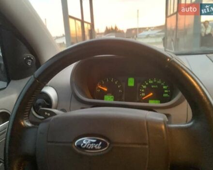 Красный Форд Фьюжн, объемом двигателя 1.39 л и пробегом 282 тыс. км за 3800 $, фото 5 на Automoto.ua