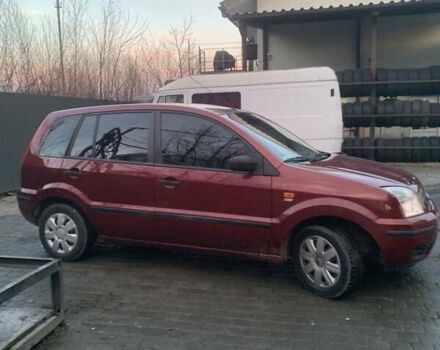 Красный Форд Фьюжн, объемом двигателя 1.39 л и пробегом 282 тыс. км за 3800 $, фото 1 на Automoto.ua