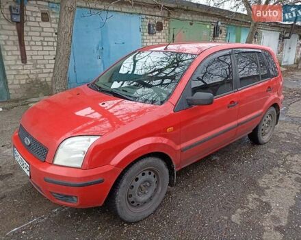 Червоний Форд Фьюжен, об'ємом двигуна 1.39 л та пробігом 150 тис. км за 4200 $, фото 1 на Automoto.ua