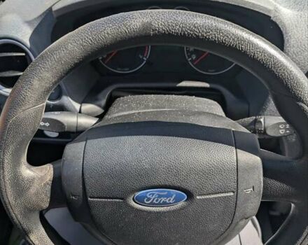 Форд Фьюжн 2006 в Львове на Automoto.ua Красный Форд Фьюжн, объемом двигателя 1.39 л и пробегом 246 тыс. км за 4600 $, фото 17 на Automoto.ua