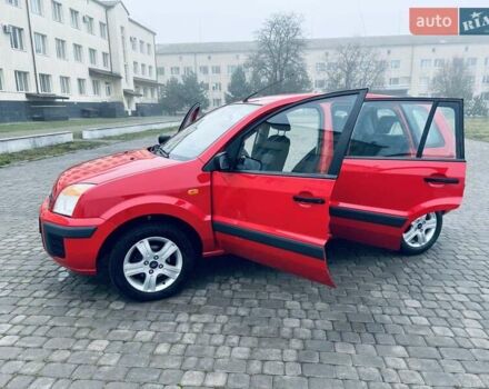 Червоний Форд Фьюжен, об'ємом двигуна 1.4 л та пробігом 170 тис. км за 4800 $, фото 9 на Automoto.ua