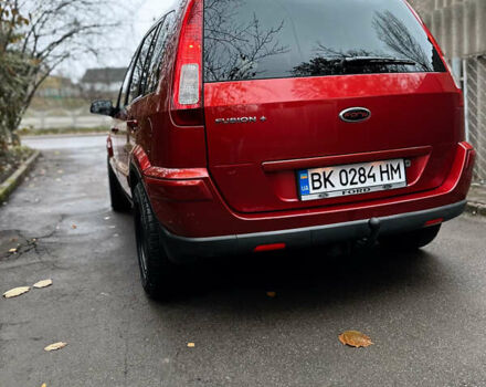 Красный Форд Фьюжн, объемом двигателя 1.4 л и пробегом 219 тыс. км за 5150 $, фото 8 на Automoto.ua