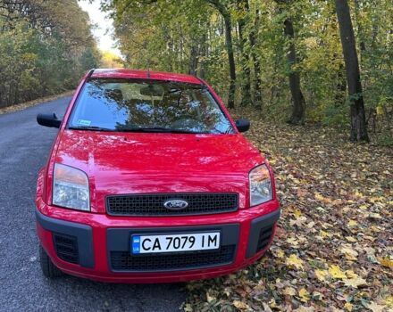 Красный Форд Фьюжн, объемом двигателя 1.4 л и пробегом 132 тыс. км за 4200 $, фото 1 на Automoto.ua