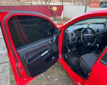 Красный Форд Фьюжн, объемом двигателя 1.6 л и пробегом 233 тыс. км за 4700 $, фото 10 на Automoto.ua