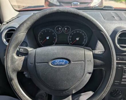 Форд Фьюжн 2006 в Львове на Automoto.ua Красный Форд Фьюжн, объемом двигателя 1.39 л и пробегом 246 тыс. км за 4600 $, фото 15 на Automoto.ua