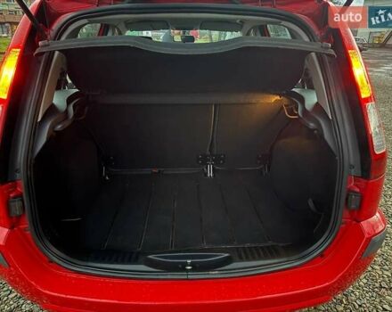 Красный Форд Фьюжн, объемом двигателя 1.4 л и пробегом 197 тыс. км за 4850 $, фото 14 на Automoto.ua