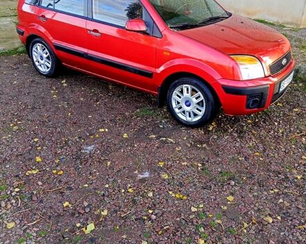 Красный Форд Фьюжн, объемом двигателя 1.4 л и пробегом 160 тыс. км за 4000 $, фото 7 на Automoto.ua