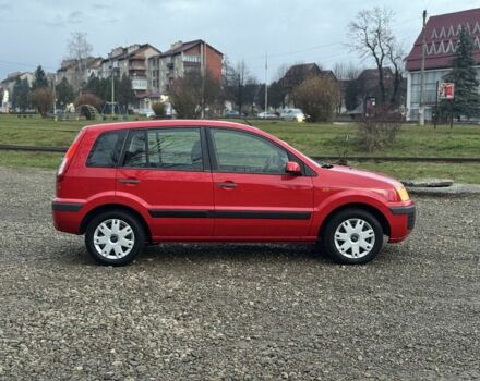 Красный Форд Фьюжн, объемом двигателя 1.4 л и пробегом 195 тыс. км за 4750 $, фото 11 на Automoto.ua