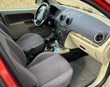 Красный Форд Фьюжн, объемом двигателя 1.4 л и пробегом 162 тыс. км за 3999 $, фото 7 на Automoto.ua