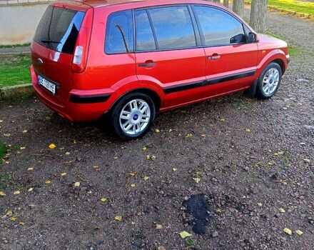 Красный Форд Фьюжн, объемом двигателя 1.4 л и пробегом 160 тыс. км за 4000 $, фото 6 на Automoto.ua