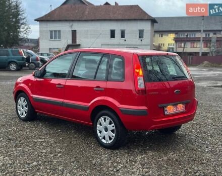 Красный Форд Фьюжн, объемом двигателя 1.4 л и пробегом 197 тыс. км за 4850 $, фото 5 на Automoto.ua
