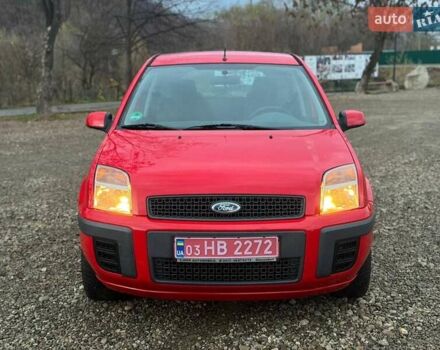 Красный Форд Фьюжн, объемом двигателя 1.4 л и пробегом 197 тыс. км за 4850 $, фото 4 на Automoto.ua