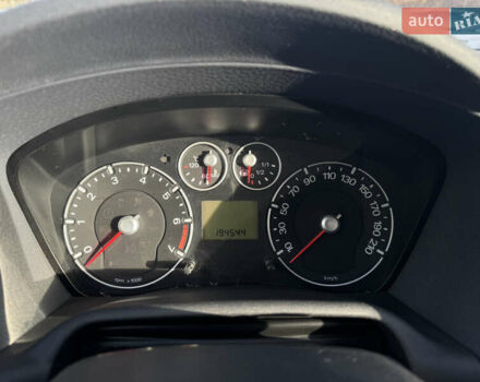 Красный Форд Фьюжн, объемом двигателя 1.39 л и пробегом 194 тыс. км за 4500 $, фото 19 на Automoto.ua