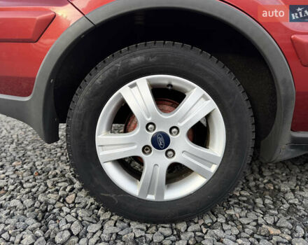 Красный Форд Фьюжн, объемом двигателя 1.39 л и пробегом 194 тыс. км за 4500 $, фото 12 на Automoto.ua