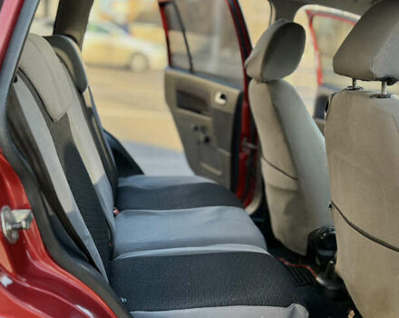 Красный Форд Фьюжн, объемом двигателя 1.4 л и пробегом 185 тыс. км за 4899 $, фото 20 на Automoto.ua