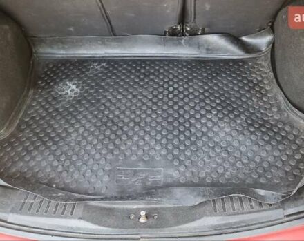 Форд Фьюжн 2007 в Киеве на Automoto.ua Красный Форд Фьюжн, объемом двигателя 1.39 л и пробегом 280 тыс. км за 3800 $, фото 17 на Automoto.ua