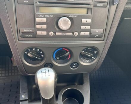 Красный Форд Фьюжн, объемом двигателя 1.6 л и пробегом 290 тыс. км за 4800 $, фото 7 на Automoto.ua