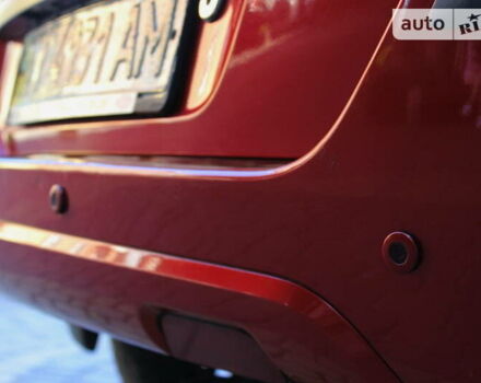 Красный Форд Фьюжн, объемом двигателя 1.4 л и пробегом 200 тыс. км за 5400 $, фото 13 на Automoto.ua