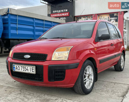 Червоний Форд Фьюжен, об'ємом двигуна 1.2 л та пробігом 210 тис. км за 3950 $, фото 2 на Automoto.ua