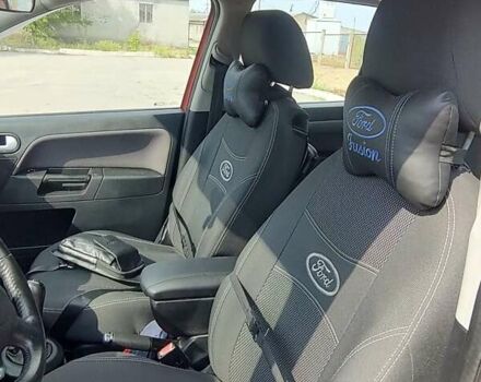 Красный Форд Фьюжн, объемом двигателя 1.4 л и пробегом 160 тыс. км за 5900 $, фото 9 на Automoto.ua