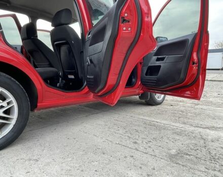 Червоний Форд Фьюжен, об'ємом двигуна 1.2 л та пробігом 210 тис. км за 3950 $, фото 11 на Automoto.ua