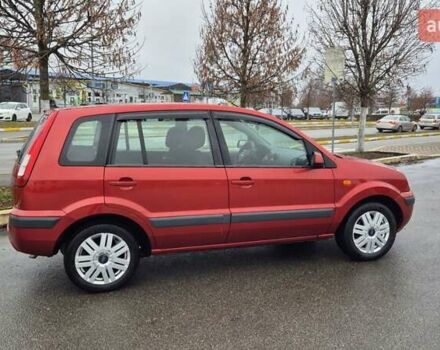 Красный Форд Фьюжн, объемом двигателя 1.6 л и пробегом 147 тыс. км за 4750 $, фото 6 на Automoto.ua