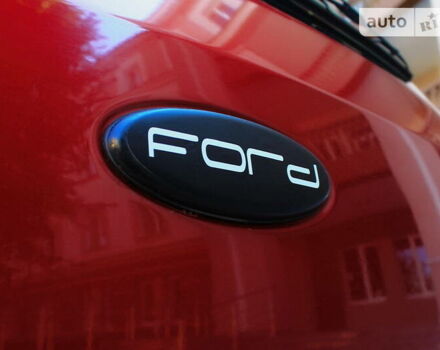 Красный Форд Фьюжн, объемом двигателя 1.4 л и пробегом 200 тыс. км за 5400 $, фото 14 на Automoto.ua