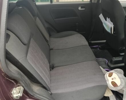 Форд Фьюжн 2008 в Киеве на Automoto.ua Красный Форд Фьюжн, объемом двигателя 1.6 л и пробегом 311 тыс. км за 5500 $, фото 6 на Automoto.ua