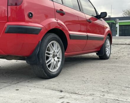 Червоний Форд Фьюжен, об'ємом двигуна 1.2 л та пробігом 210 тис. км за 3950 $, фото 6 на Automoto.ua