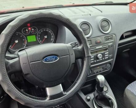 Красный Форд Фьюжн, объемом двигателя 1.6 л и пробегом 147 тыс. км за 4750 $, фото 9 на Automoto.ua
