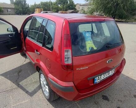 Красный Форд Фьюжн, объемом двигателя 1.4 л и пробегом 160 тыс. км за 5900 $, фото 7 на Automoto.ua