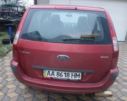 Красный Форд Фьюжн, объемом двигателя 1.6 л и пробегом 3 тыс. км за 3000 $, фото 5 на Automoto.ua