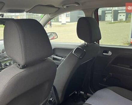 Красный Форд Фьюжн, объемом двигателя 1.39 л и пробегом 131 тыс. км за 5500 $, фото 11 на Automoto.ua