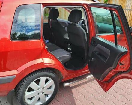 Красный Форд Фьюжн, объемом двигателя 1.4 л и пробегом 195 тыс. км за 4999 $, фото 10 на Automoto.ua