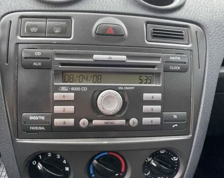 Червоний Форд Фьюжен, об'ємом двигуна 1.2 л та пробігом 210 тис. км за 3950 $, фото 15 на Automoto.ua