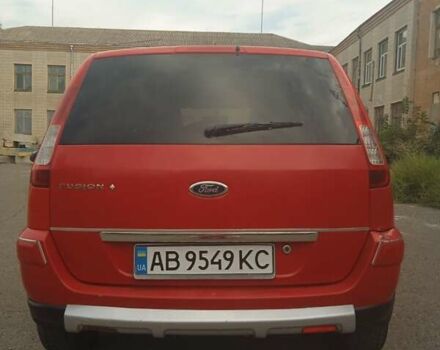 Червоний Форд Фьюжен, об'ємом двигуна 1.39 л та пробігом 190 тис. км за 5100 $, фото 3 на Automoto.ua