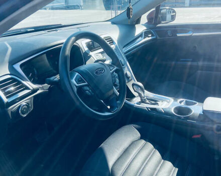 Красный Форд Фьюжн, объемом двигателя 2.5 л и пробегом 195 тыс. км за 8800 $, фото 16 на Automoto.ua