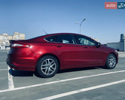 Красный Форд Фьюжн, объемом двигателя 2.5 л и пробегом 195 тыс. км за 8800 $, фото 10 на Automoto.ua