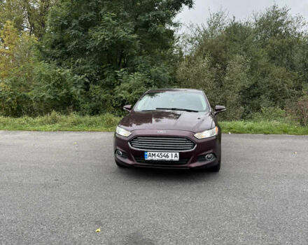 Красный Форд Фьюжн, объемом двигателя 2 л и пробегом 291 тыс. км за 8500 $, фото 2 на Automoto.ua