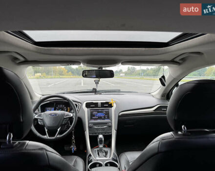 Красный Форд Фьюжн, объемом двигателя 2 л и пробегом 291 тыс. км за 8500 $, фото 13 на Automoto.ua