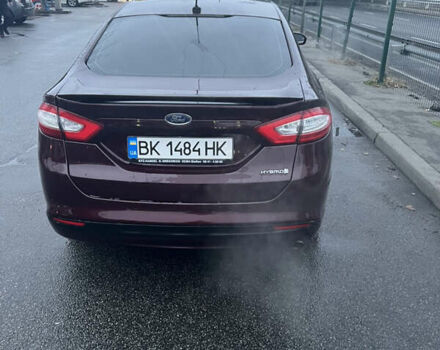 Красный Форд Фьюжн, объемом двигателя 2 л и пробегом 222 тыс. км за 9500 $, фото 5 на Automoto.ua