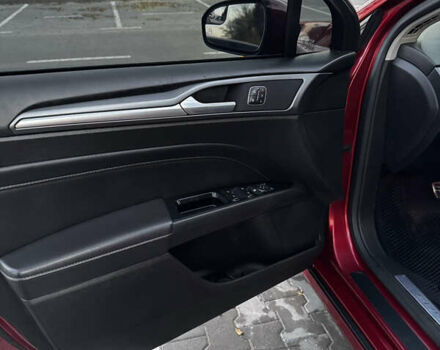 Червоний Форд Фьюжен, об'ємом двигуна 2 л та пробігом 169 тис. км за 10900 $, фото 11 на Automoto.ua